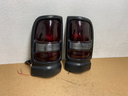 1994 to 2001 Dodge Ram 1500 Left+Right Tail Lights AD6080 DW2