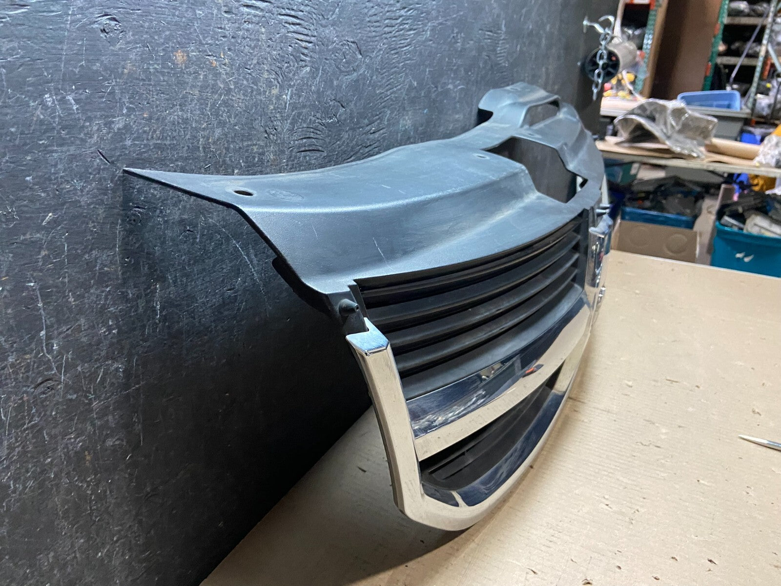 2009 to 2010 Dodge Journey Chrome Front Upper Grill Grille i7597 DG2