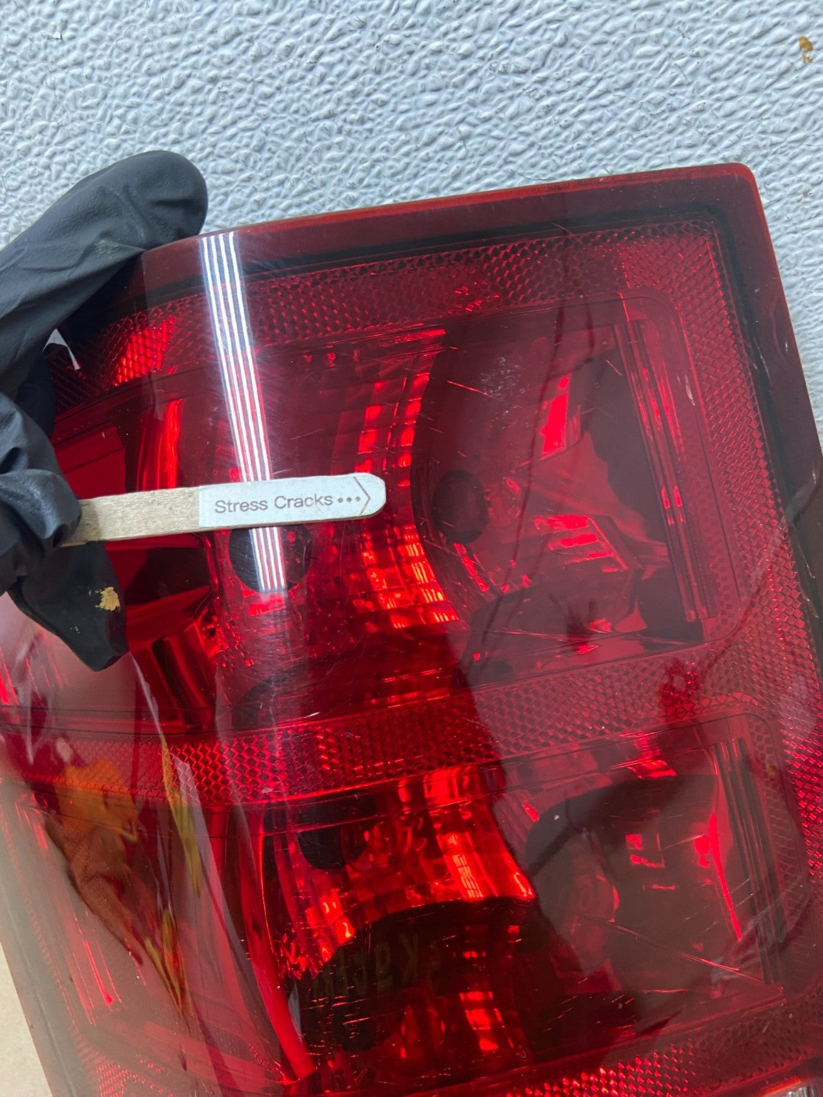 2005 to 2006 Jeep Grand Cherokee Left Driver Side Lh Tail Light AG4927 LK4