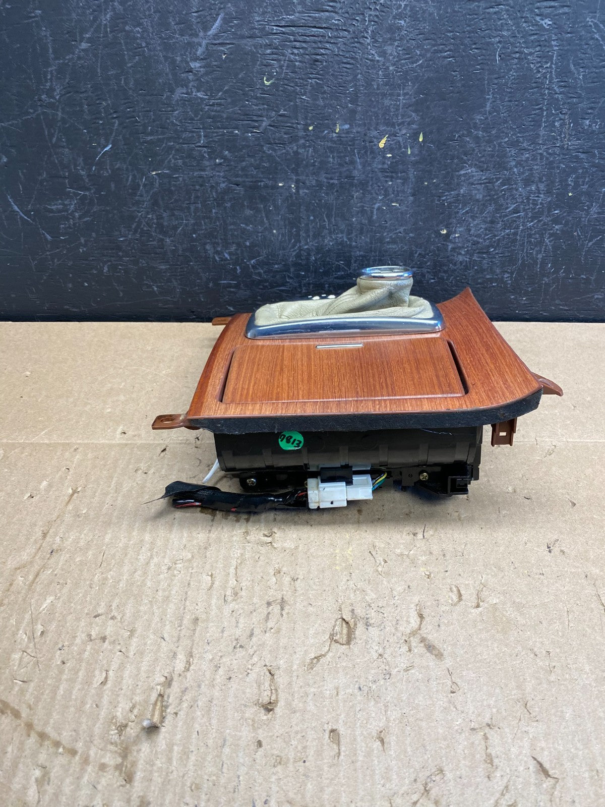2006 to 2010 Infiniti M35 Center Console Gear Shifter Floor Bezel AC68252