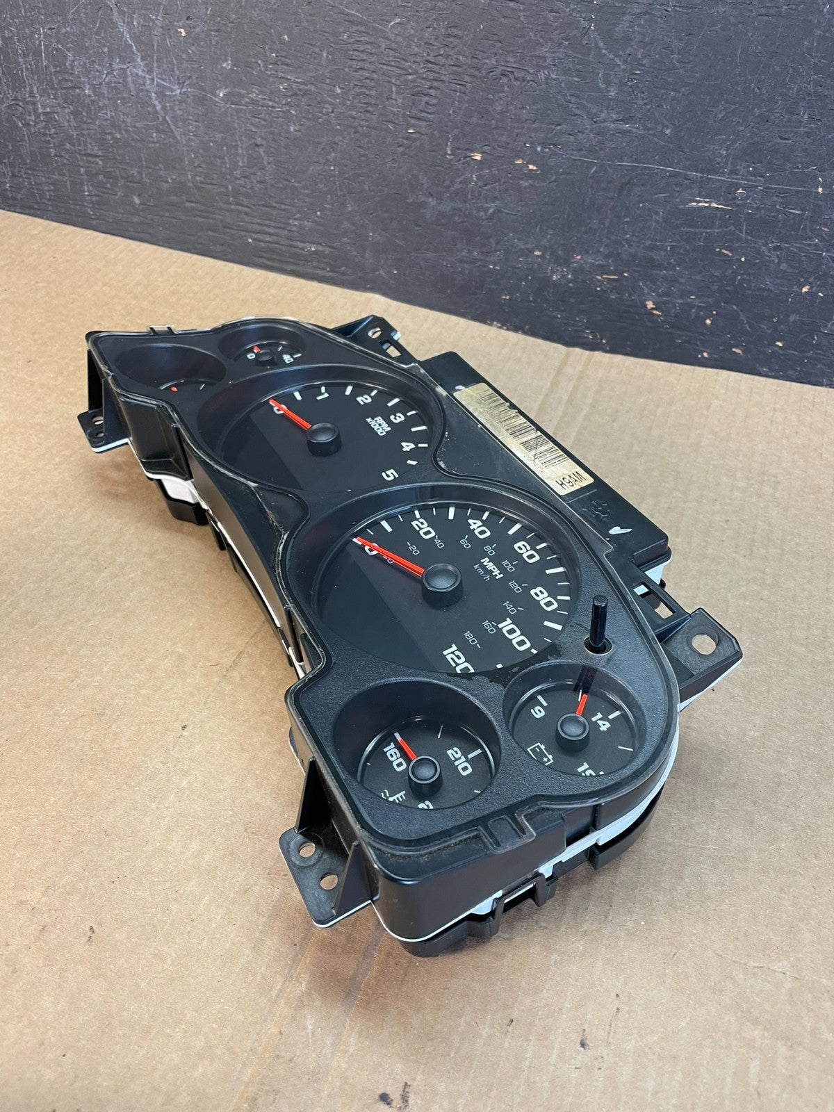 2007 to 2013 Chevrolet Silverado Suburban Cluster Gauge Speedometer af3579 DG2