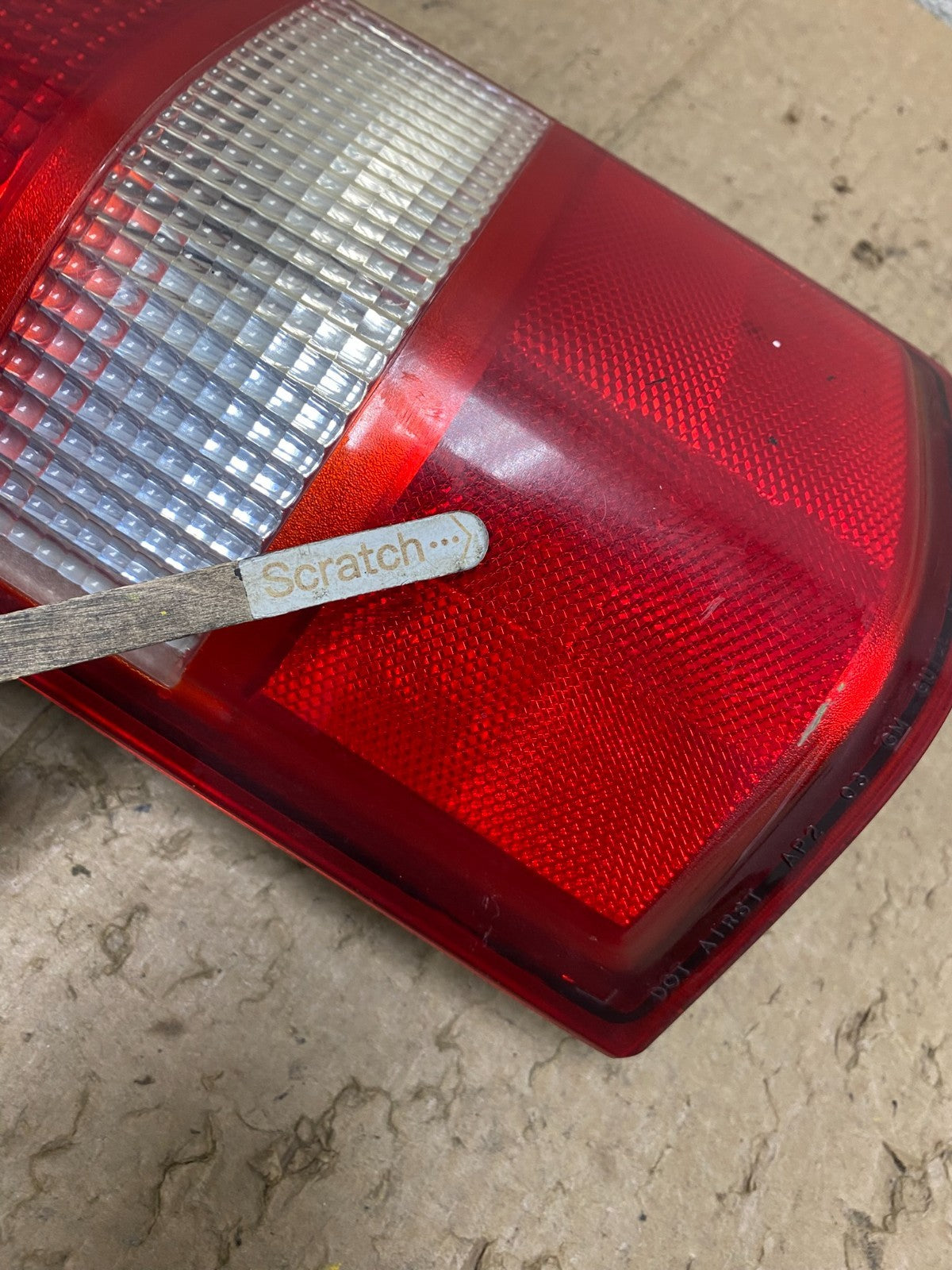 2003 to 2017 Chevrolet Express 1500 Left Driver Side Tail Light V4599 DW3