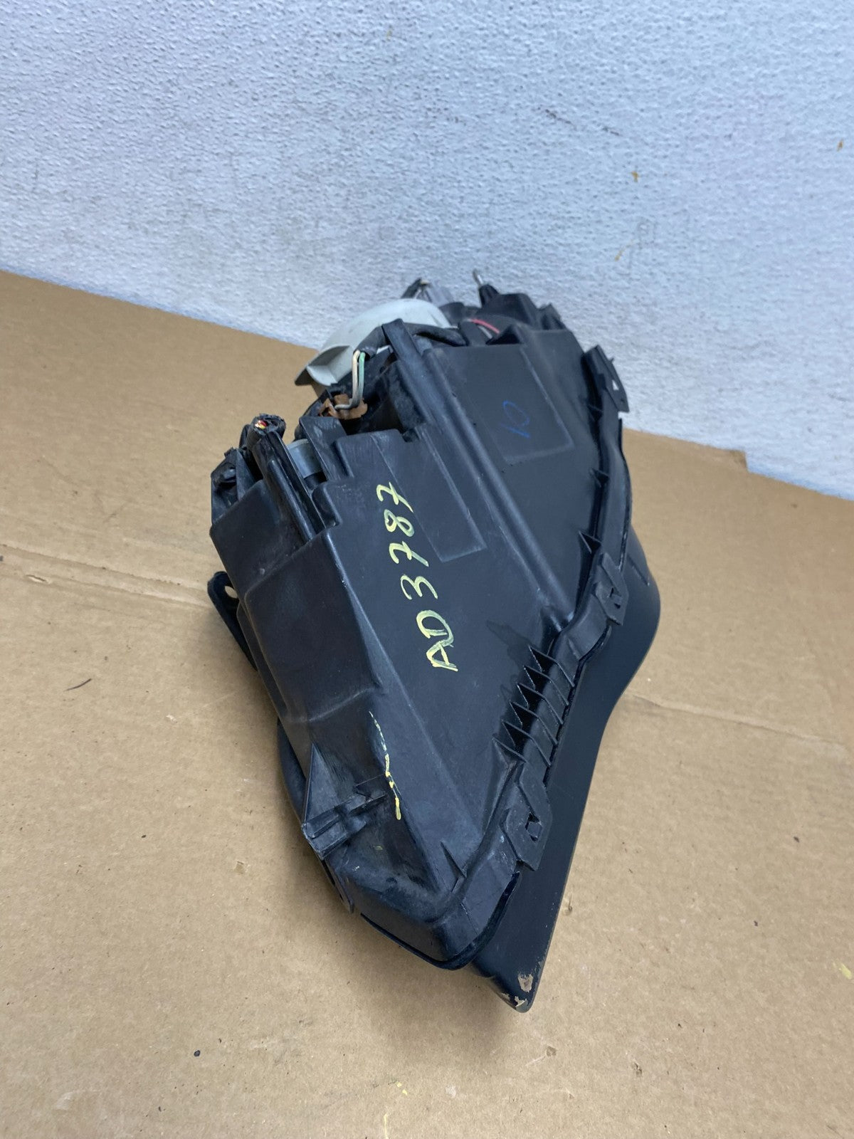 2006 to 2007 Subaru Legacy Right Passenger RH Side Black Headlight AD3787 DW9