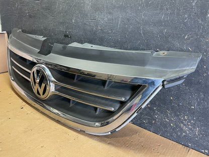 2009 to 2014 Volkswagen Routan Front Upper Grill Grille OEM AA2301 DG2