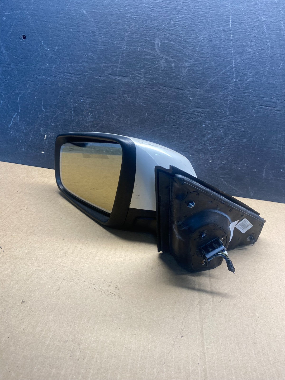 2010-2012 Buick Lacrosse Left Driver LH View Power Door Mirror ag6106 DG8