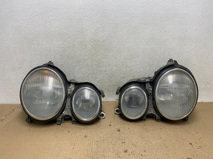 2000-2002 Mercedes E E320 E430 Left+Right Halogen Headlights AH5960 DW0