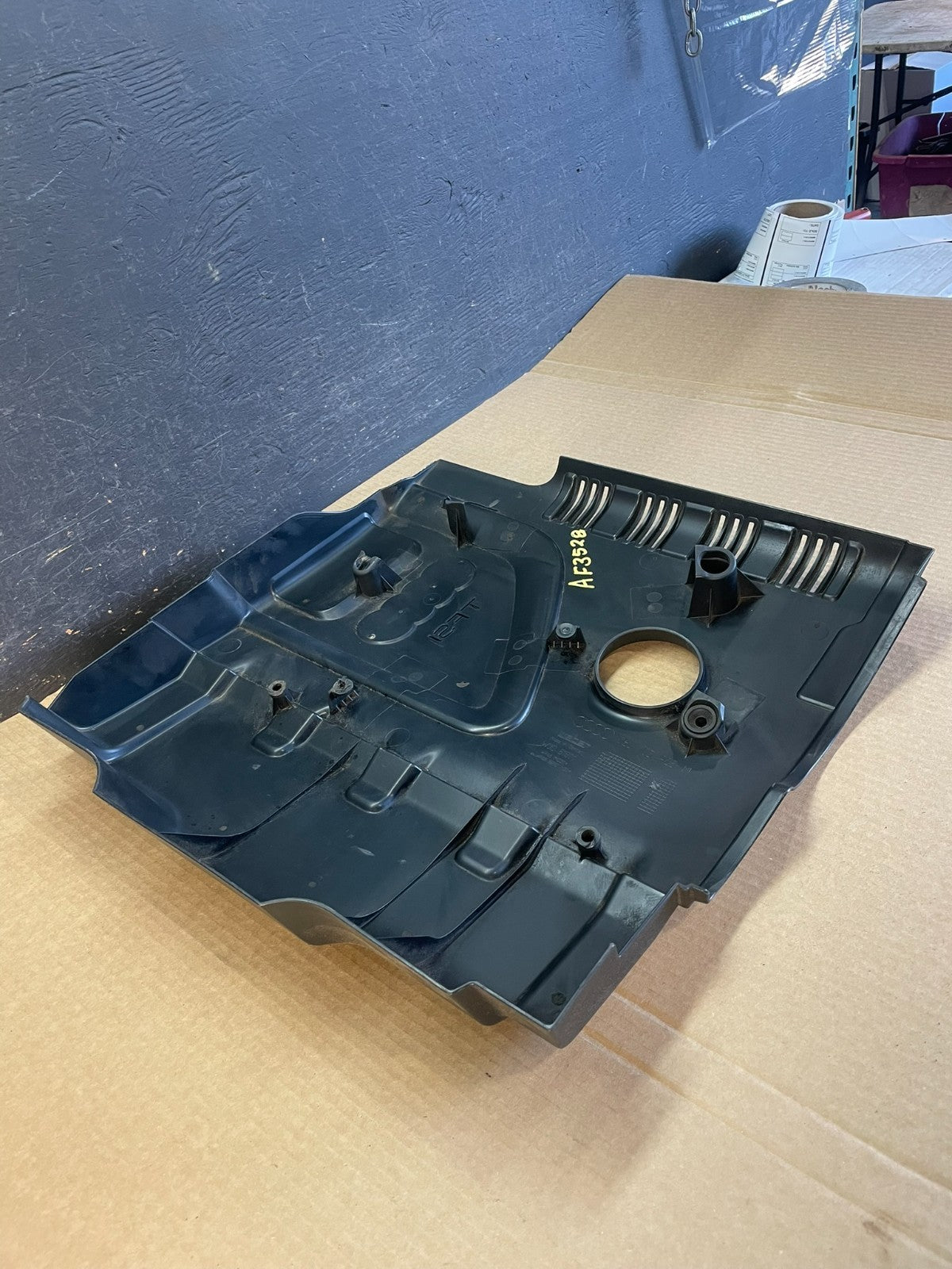 2009 to 2017 Audi A4 A5 A6 Q5 2.0L Engine Motor Cover Top Lid Trim AF3528 DG3