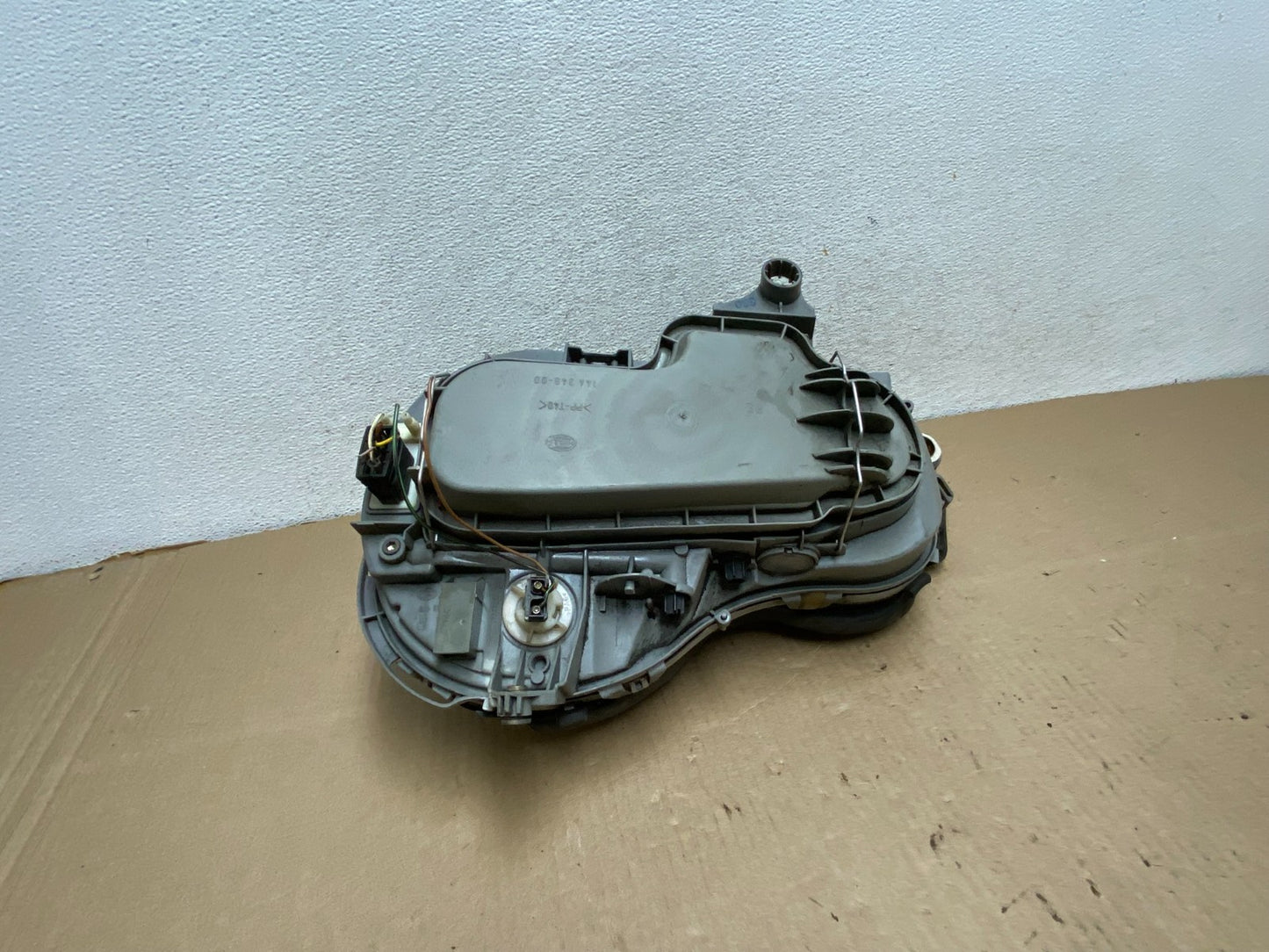 1996-1999 Mercedes E E320 E430 Right Passenger RH Side Headlight AG7924 DW4