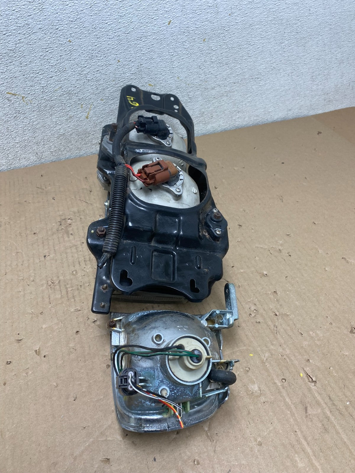 1990 to 1993 Infiniti Q45 Passenger Right Side Halogen Headlight P8964 DG5