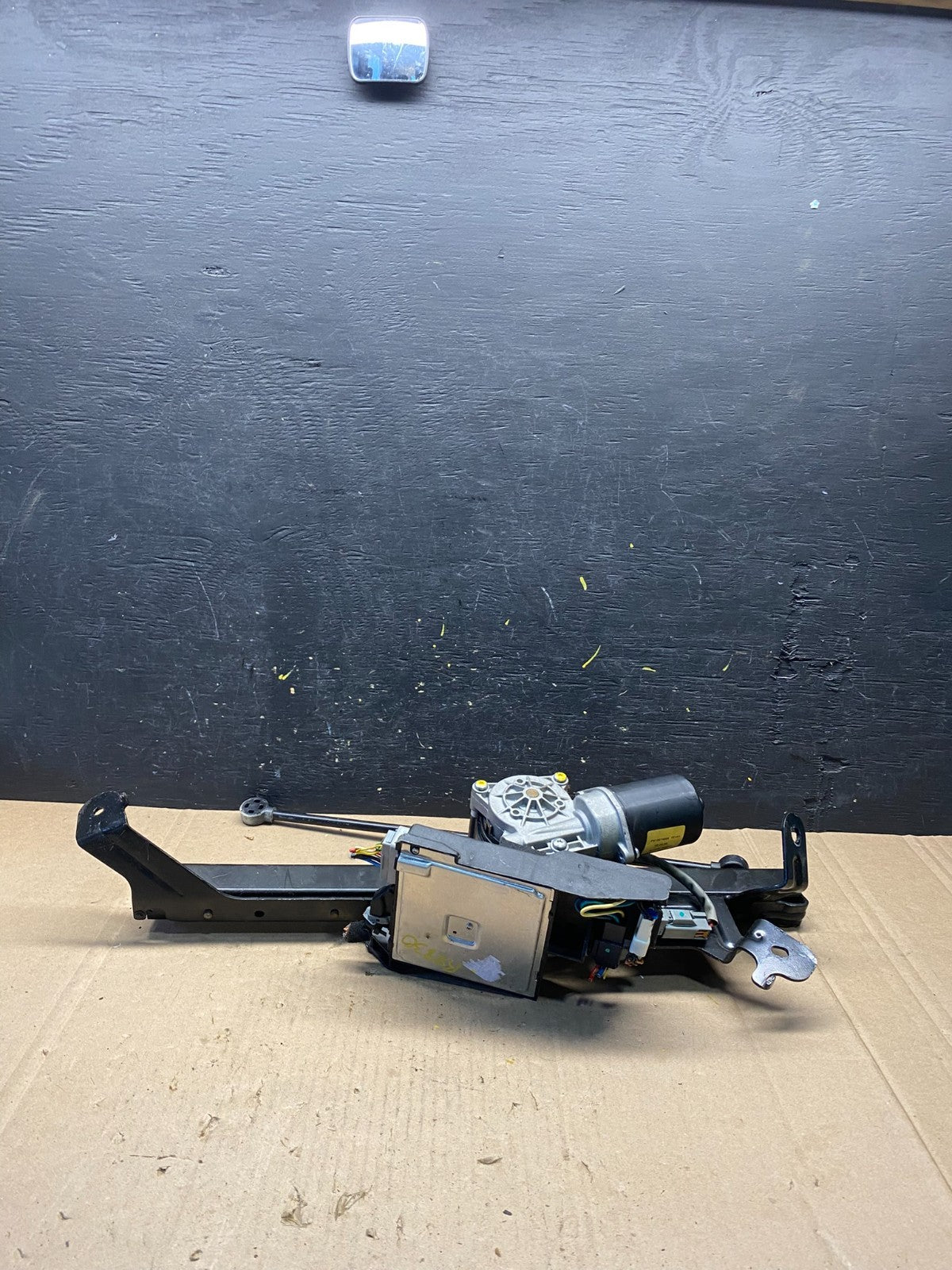 2006 - 2012 Hyundai Entourage Power Trunk Motor Assembly 81770-4D101 R8830 DG3