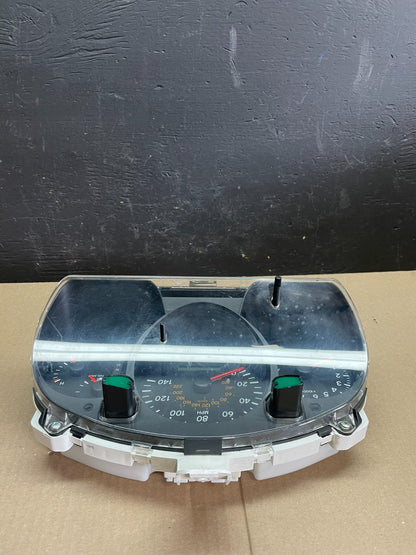 2004 to 2007 Toyota Highlander Speedometer Insrument Gauge Cluster AB7825 DG4