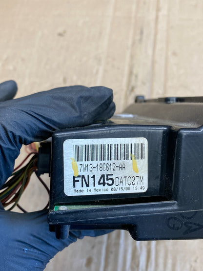 2003 to 2006 Lincoln Town Car OEM Climate Control Panel OEM ab8774 DG5