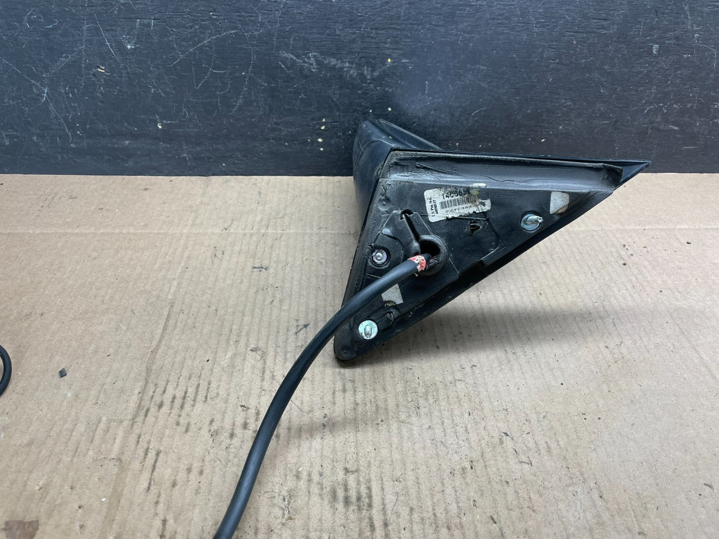 2005 to 2009 Saab 9-7X Left Driver LH Side View Door Mirror OEM P3027 DG5
