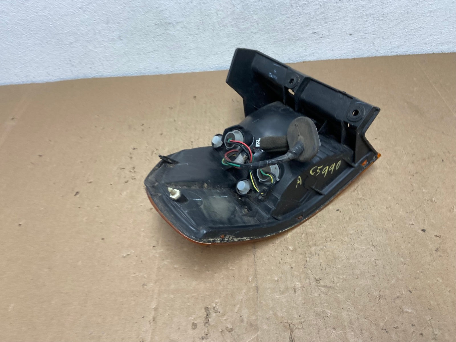 2002 2003 2004 Honda Odyssey Right Passenger Side Tail Light AC5990 LK7