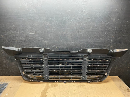 2009 to 2011 Freightliner Sprinter Front Upper Chrome Grill Grille X3391 DG7