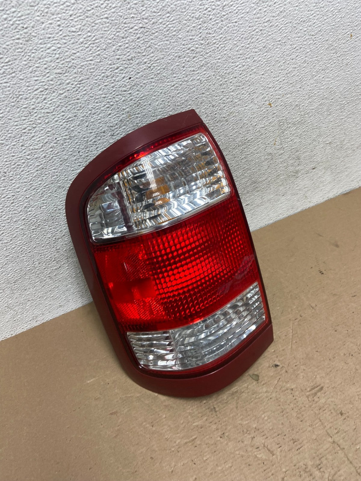 1999 to 2004 Nissan Pathfinder Left Driver Lh Side Tail light AF4837 LK2