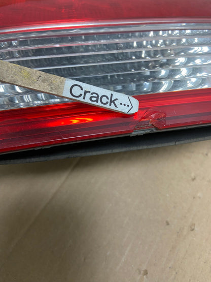 2005 2006 2007 Honda Odyssey Inner Right Passenger RH Tail Light AD6427 LK4