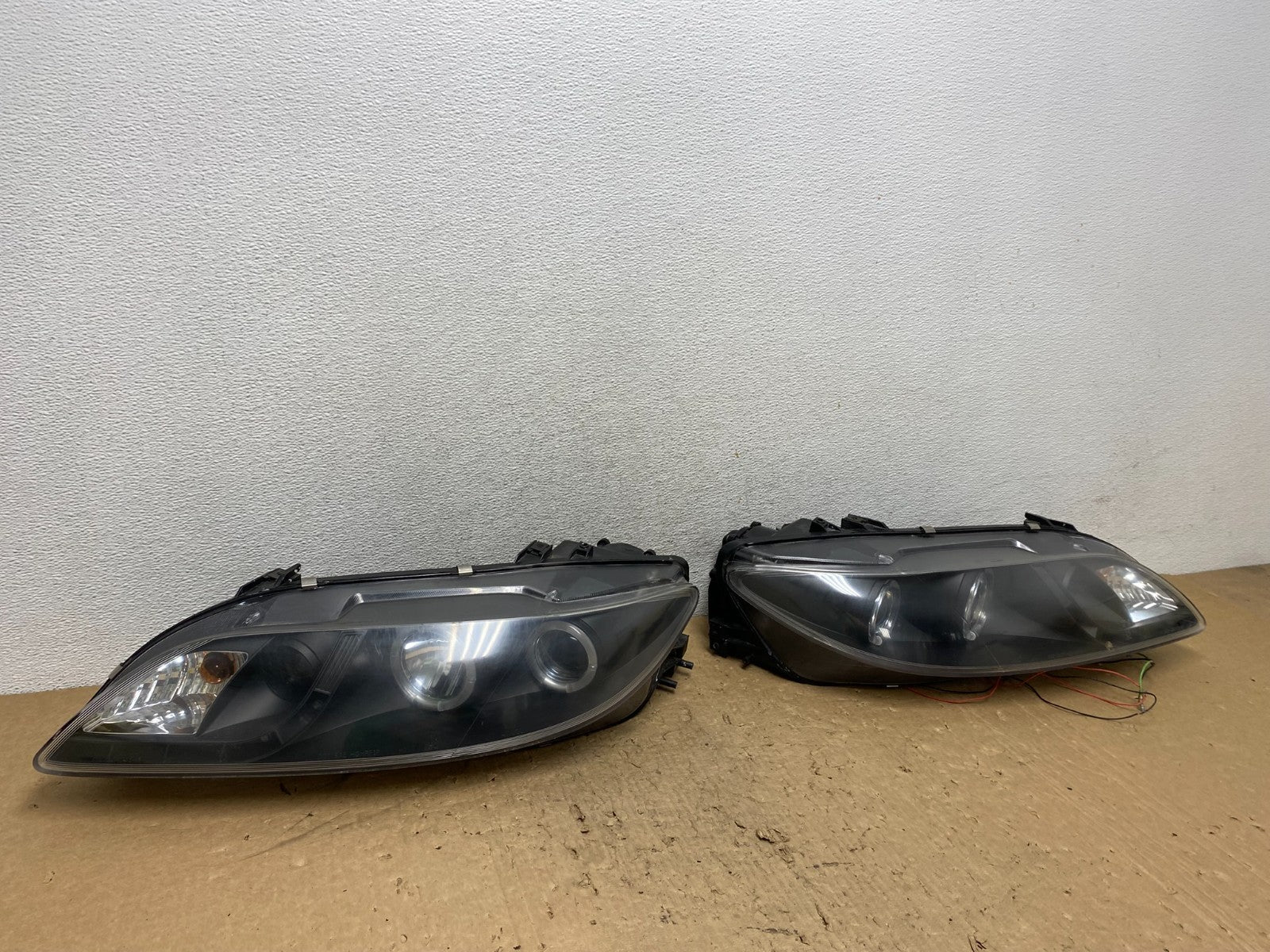 2003 to 2006 Mazda 6 Left Driver LH Side Halogen Headlight AG1427 DG2