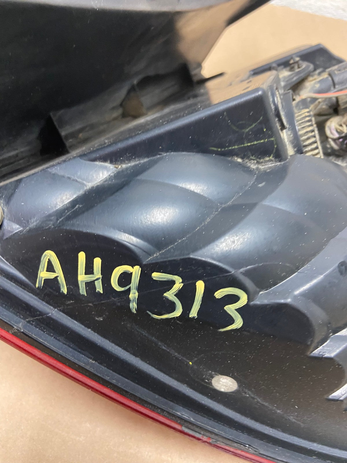 2011 2012 2013 2014 Ford Edge Left Driver Lh Side Tail Light AH9313 LK7
