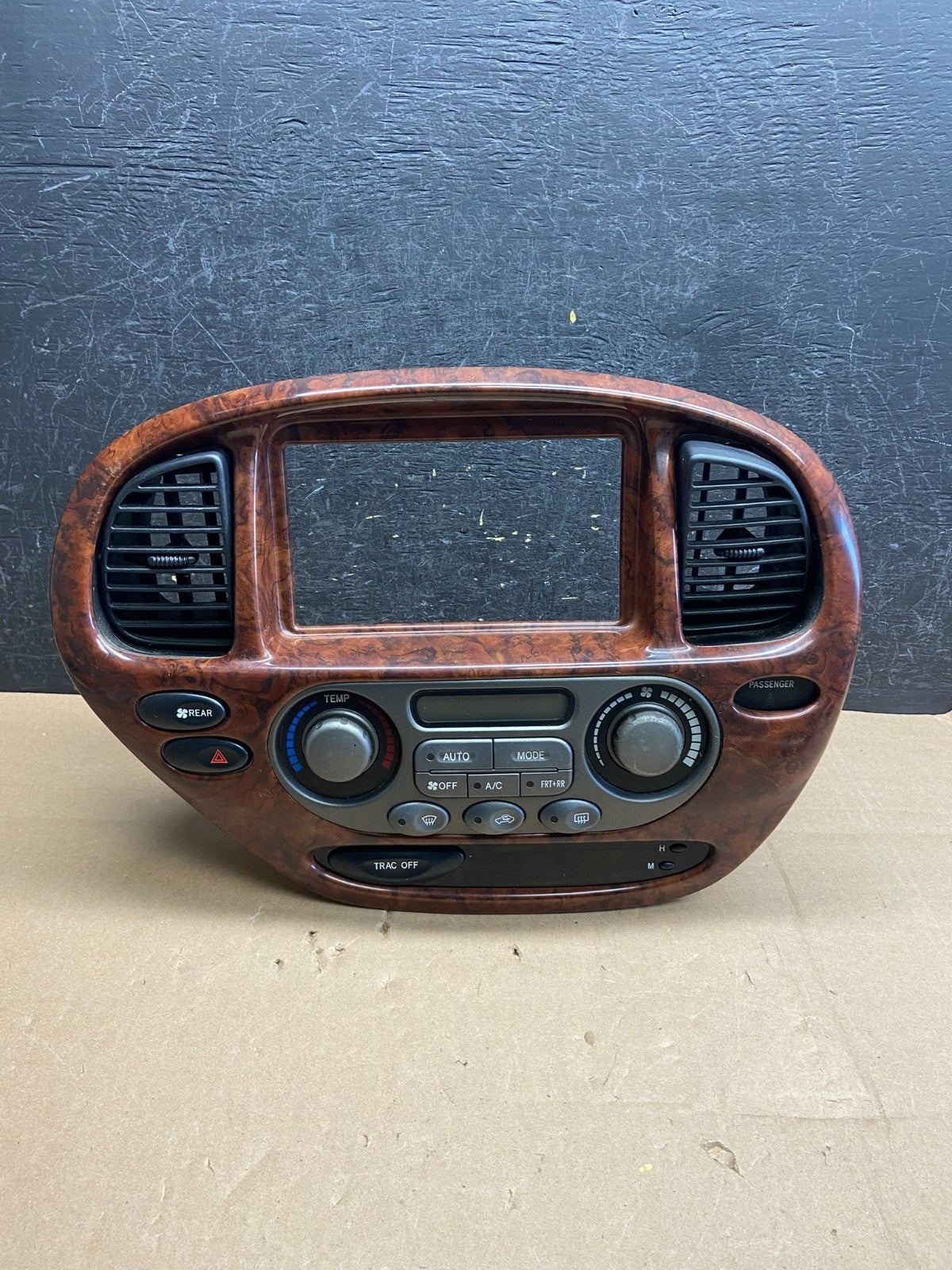 2001 to 2004 Toyota Sequoia AC Temp Heater Climate Control Bezel AI3190 DG0