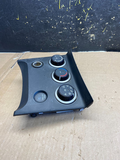 2011 to 2015 Nissan Rogue Heater Temperature AC Climate Control OEM AB1946 DG2