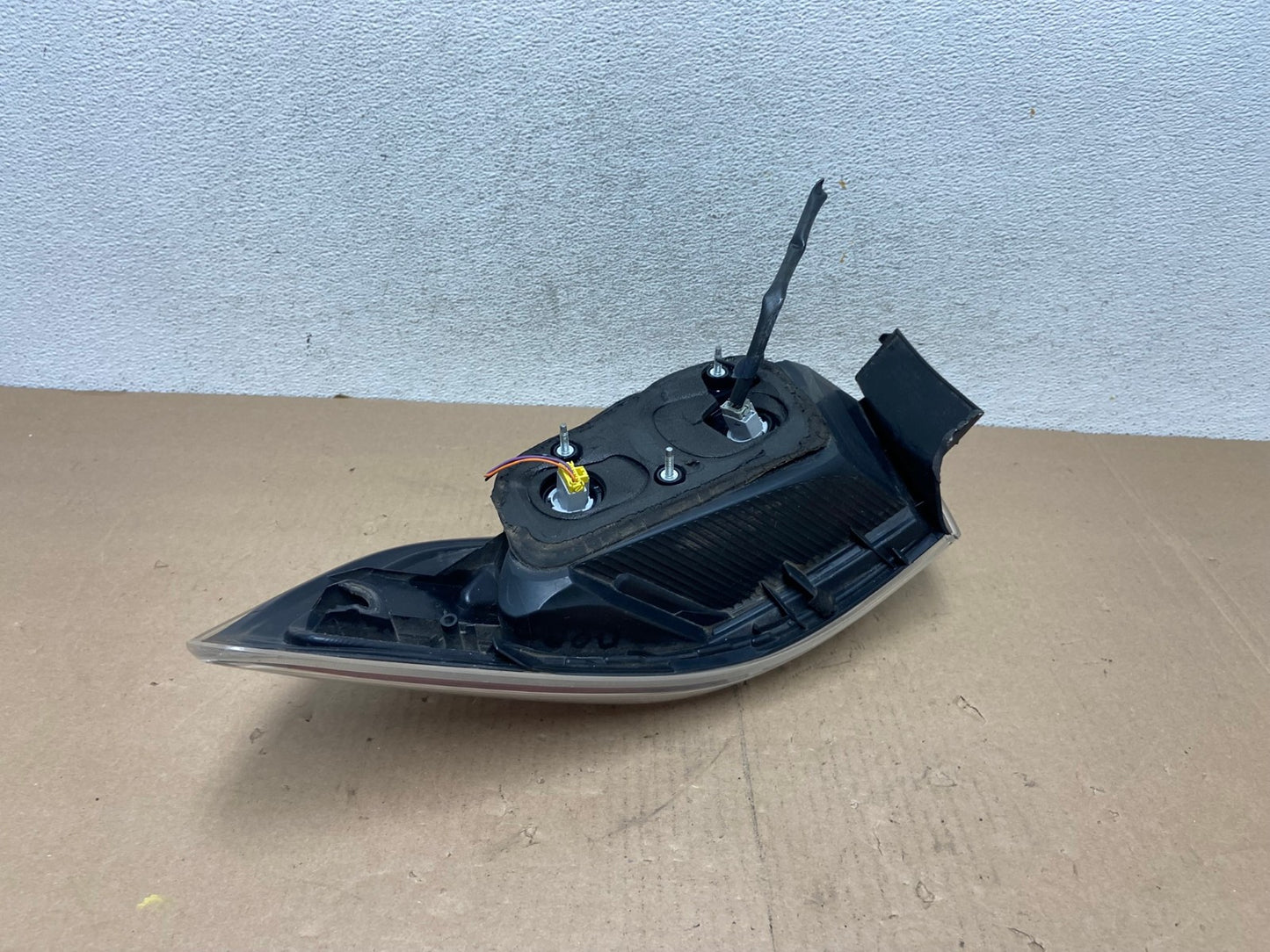 2010 2011 2012 2013 Mazda 3 Left Driver Lh Side Tail Light AG4672 LK4