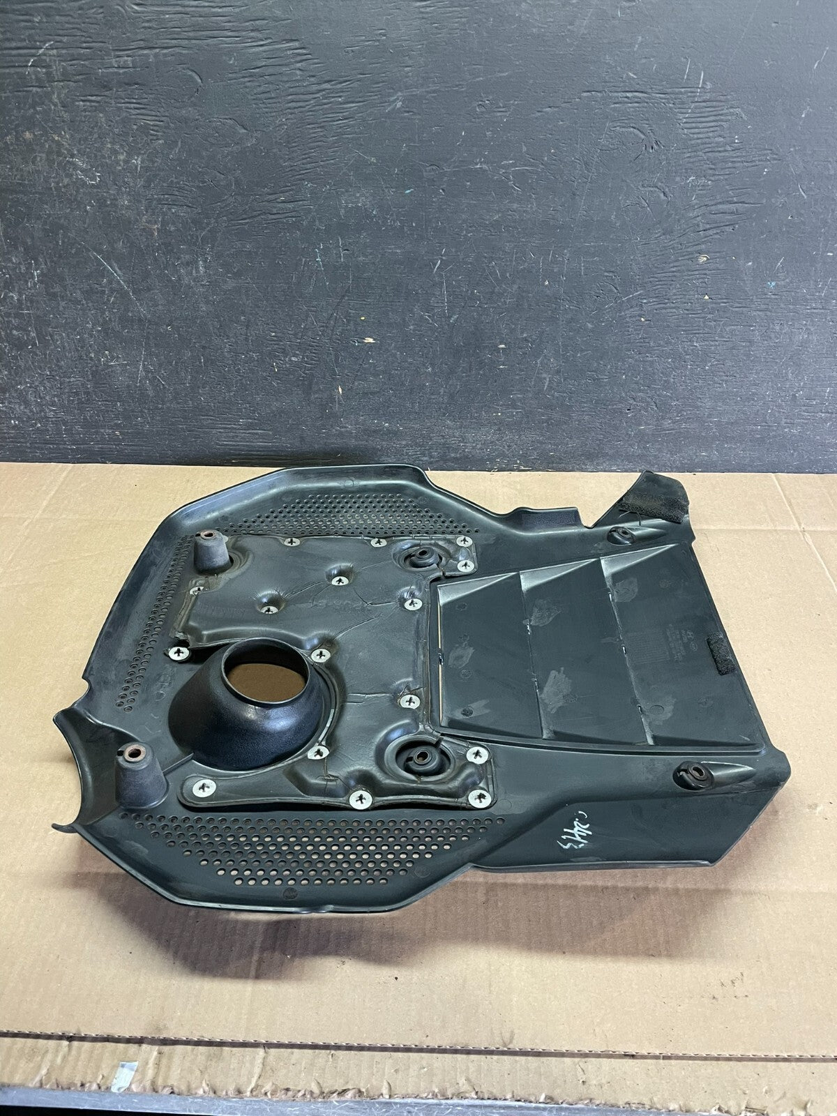 2006 to 2010 Hyundai Azera Sonata V6 3.3L Engine Motor Shield Cover OEM J6851 DG7