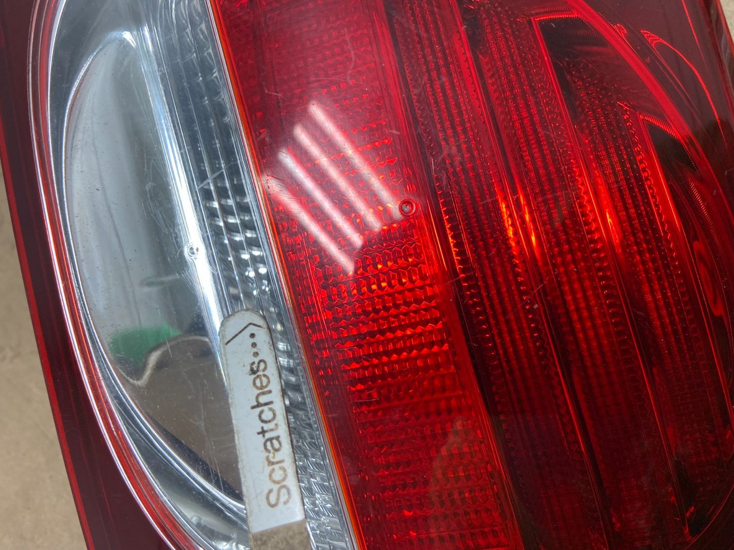 2006-2011 Lexus GS350 GS430 GS450H Right Passenger Inner Tail Light AG43523