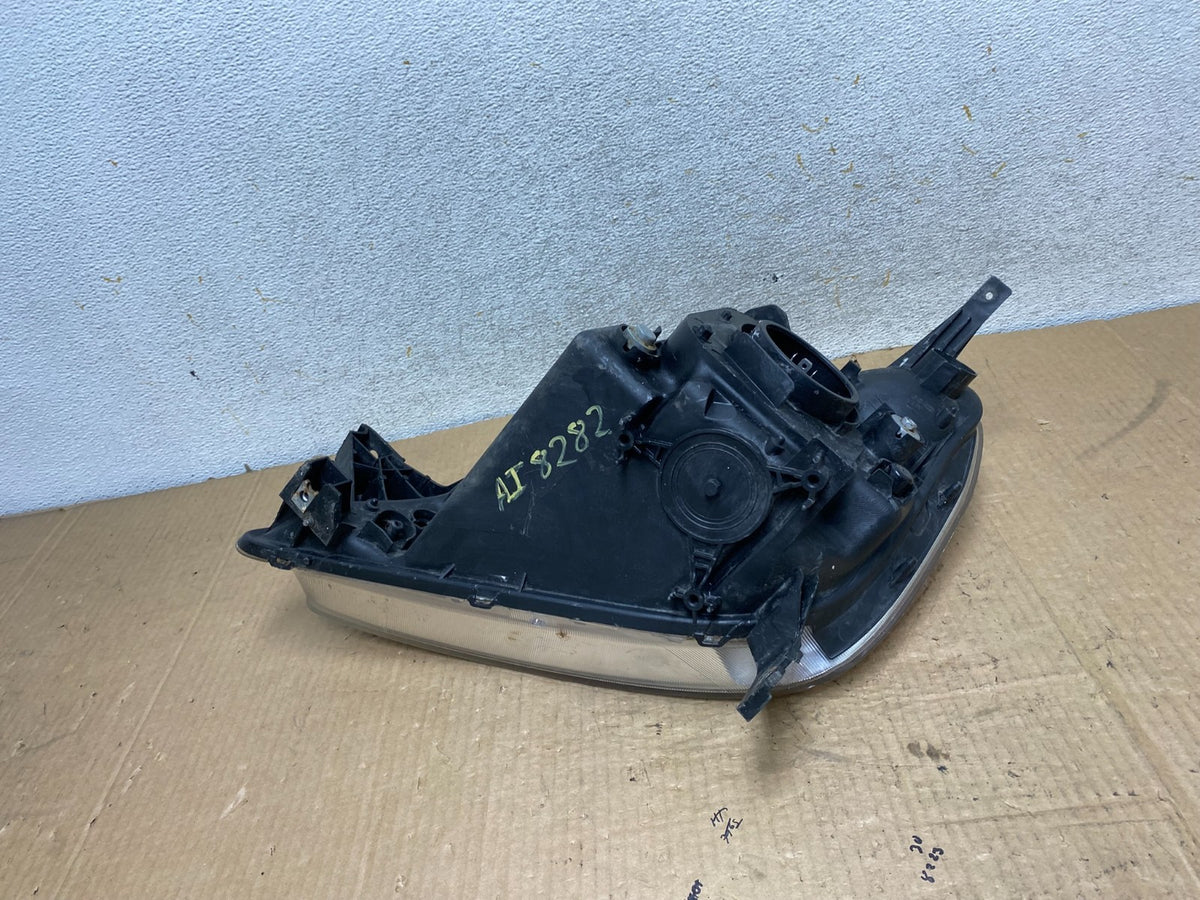 2002 to 2004 Honda CRV CR-V Right Passenger RH Halogen Headlight AI8282 DW7