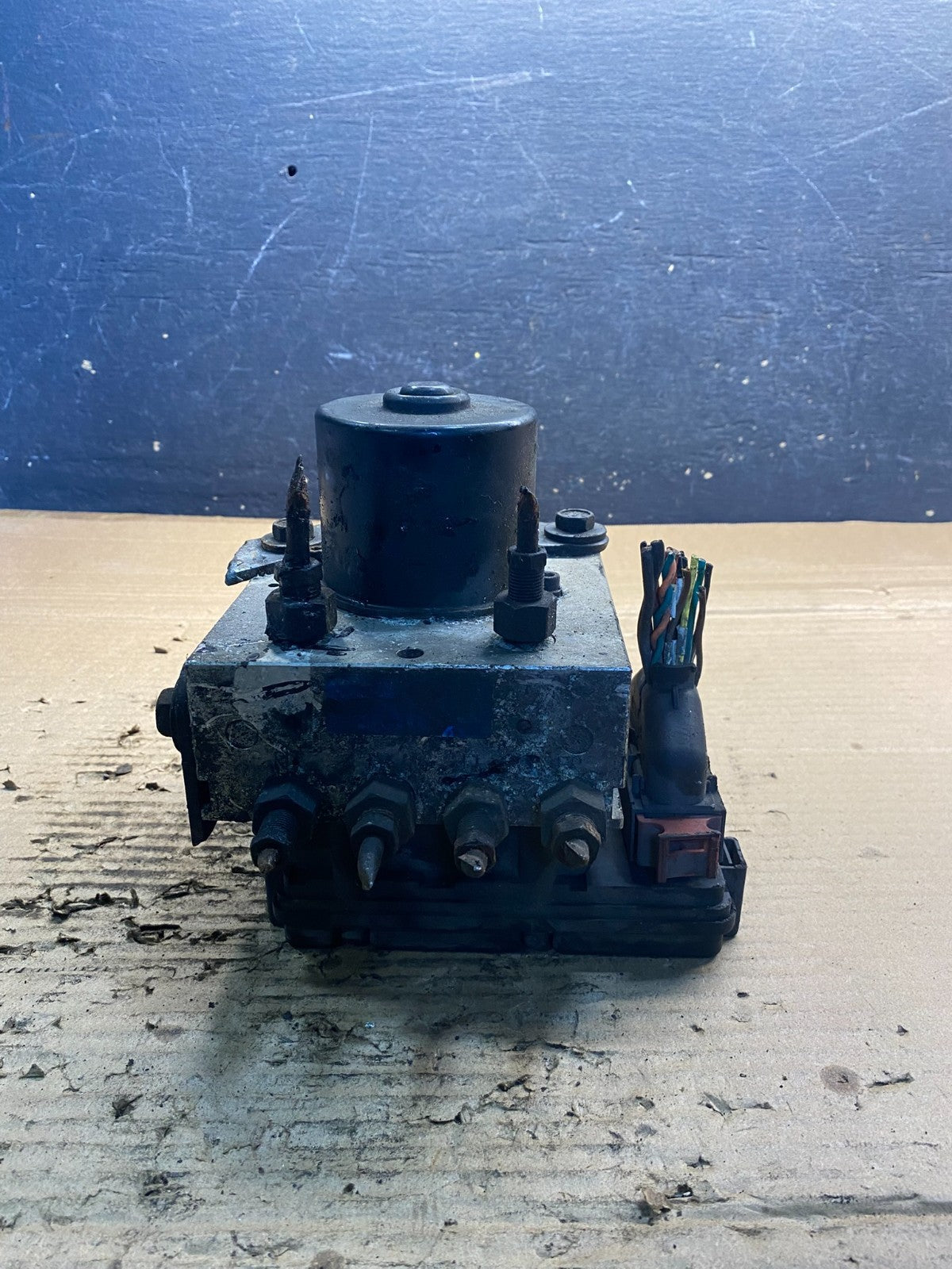 Wabco ABS Pump Hydraulic W/ Module P/N 4460470002 aa33283