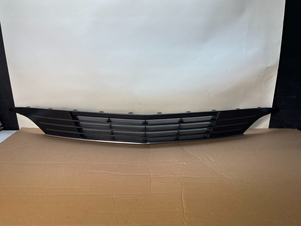 2013 to 2019 Lincoln MKT Lower Bumper Fog Light Grill Grille ah8844 DG0
