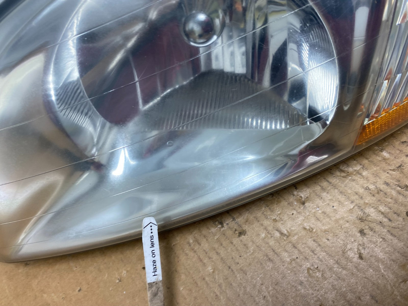 1999 to 2003 Ford Windstar Left Driver LH Halogen Headlight AE0421 DW4