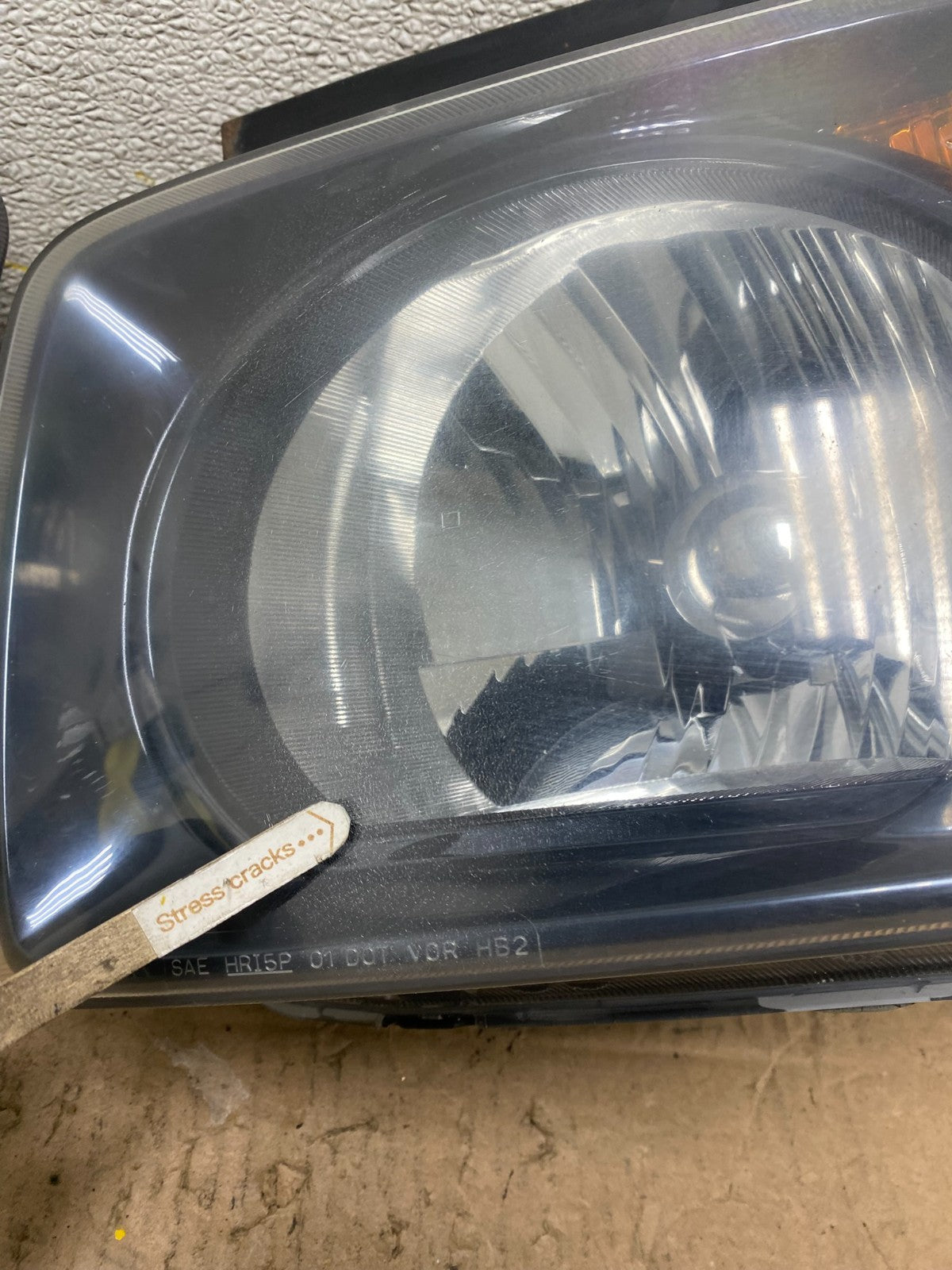 2003 to 2006 Honda Element Left+Right Side Black Headlights W2791 DW3