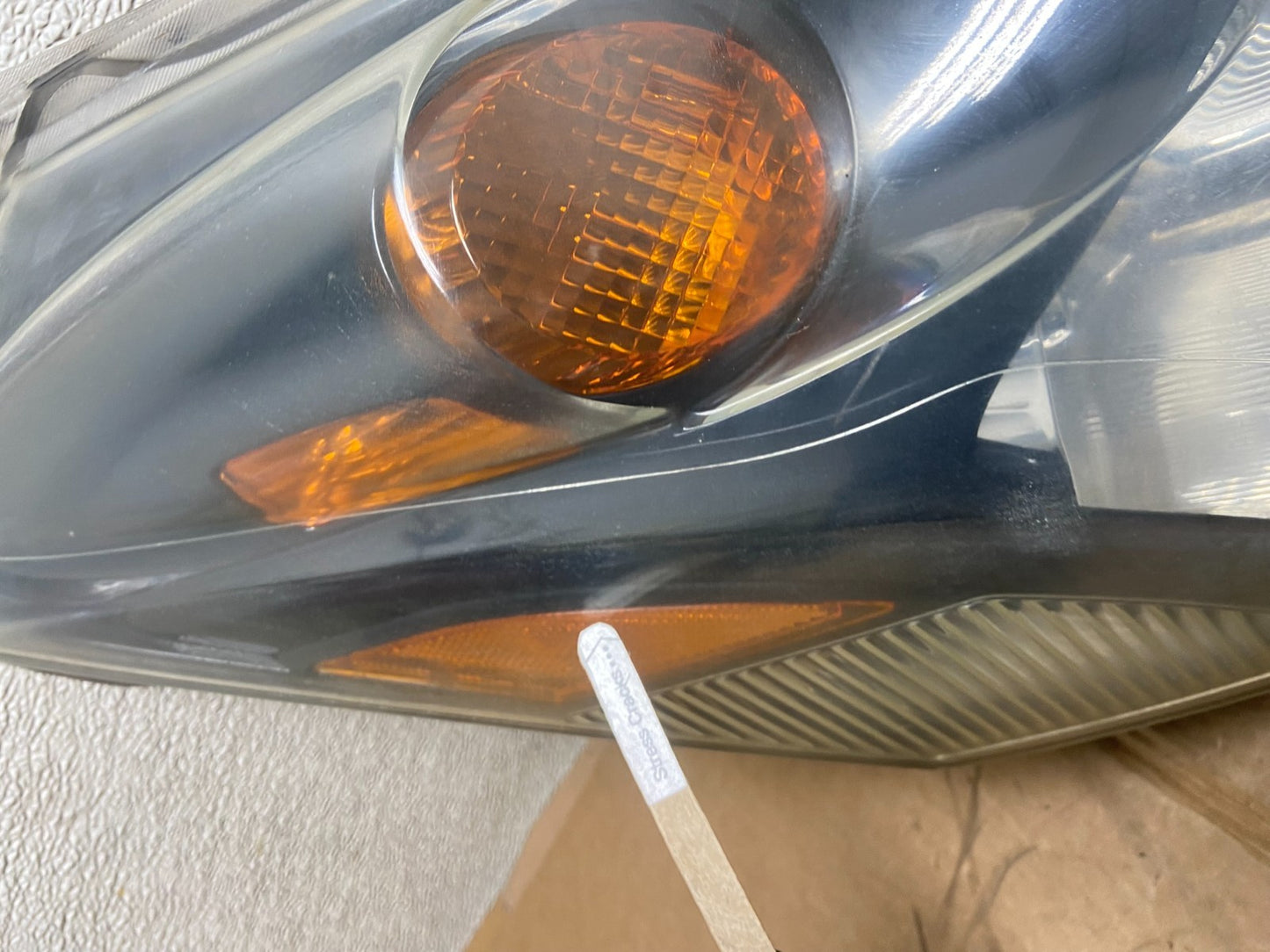 2004 to 2009 Nissan Quest Right Passenger RH Black Headlight AA1319 DW4
