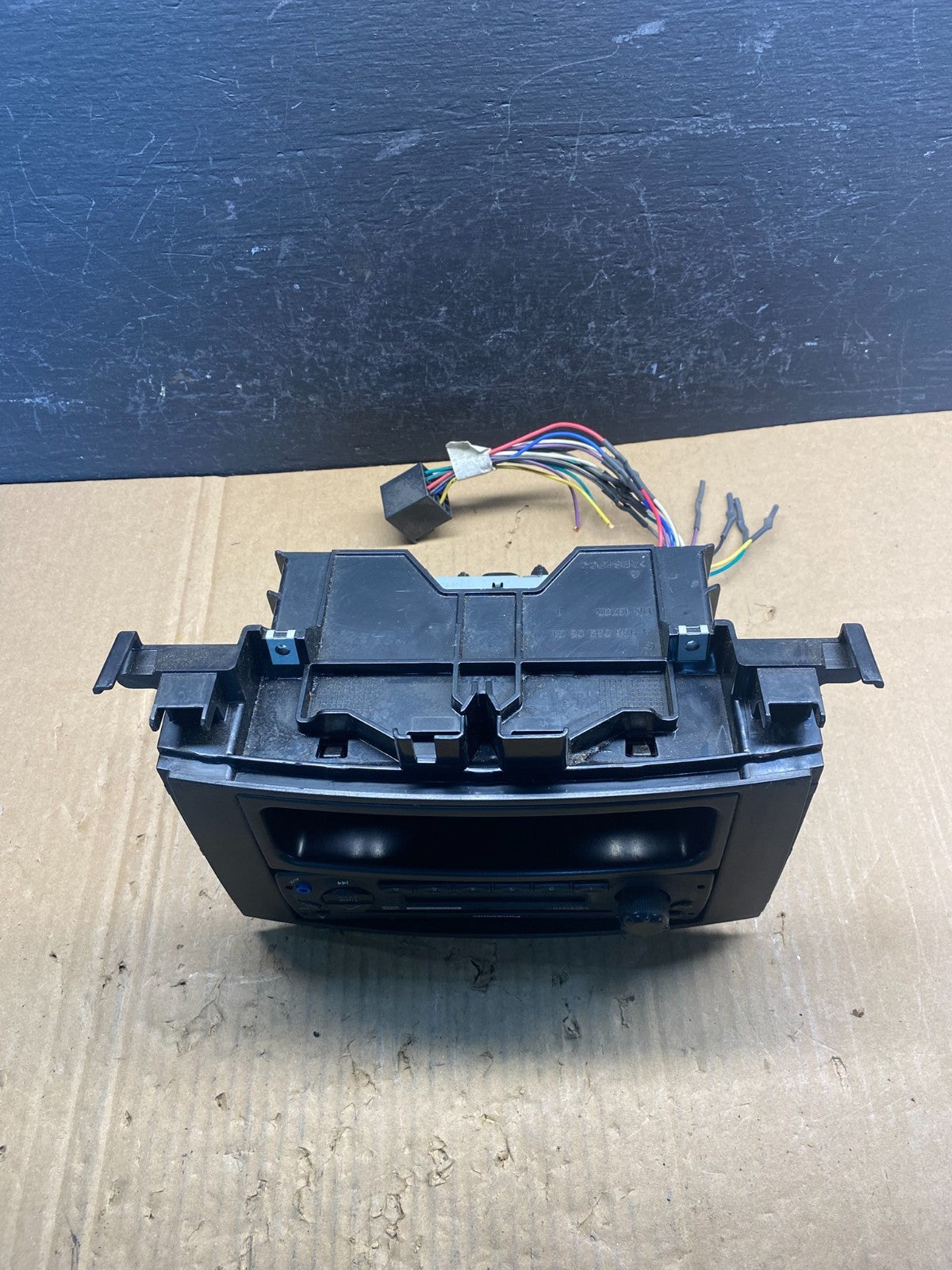 2009 Freightliner Sprinter CD PLAYER Equipment Radio PANASONIC CQ5101U ad1770 DG4