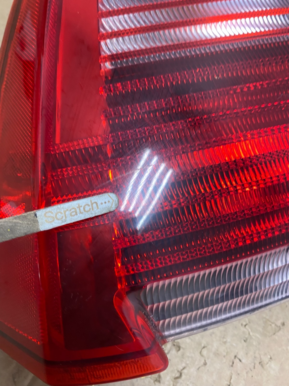 2004 2005 2006 Mitsubishi Galant Sedan Left Driver Lh Tail Light V0078 DW3