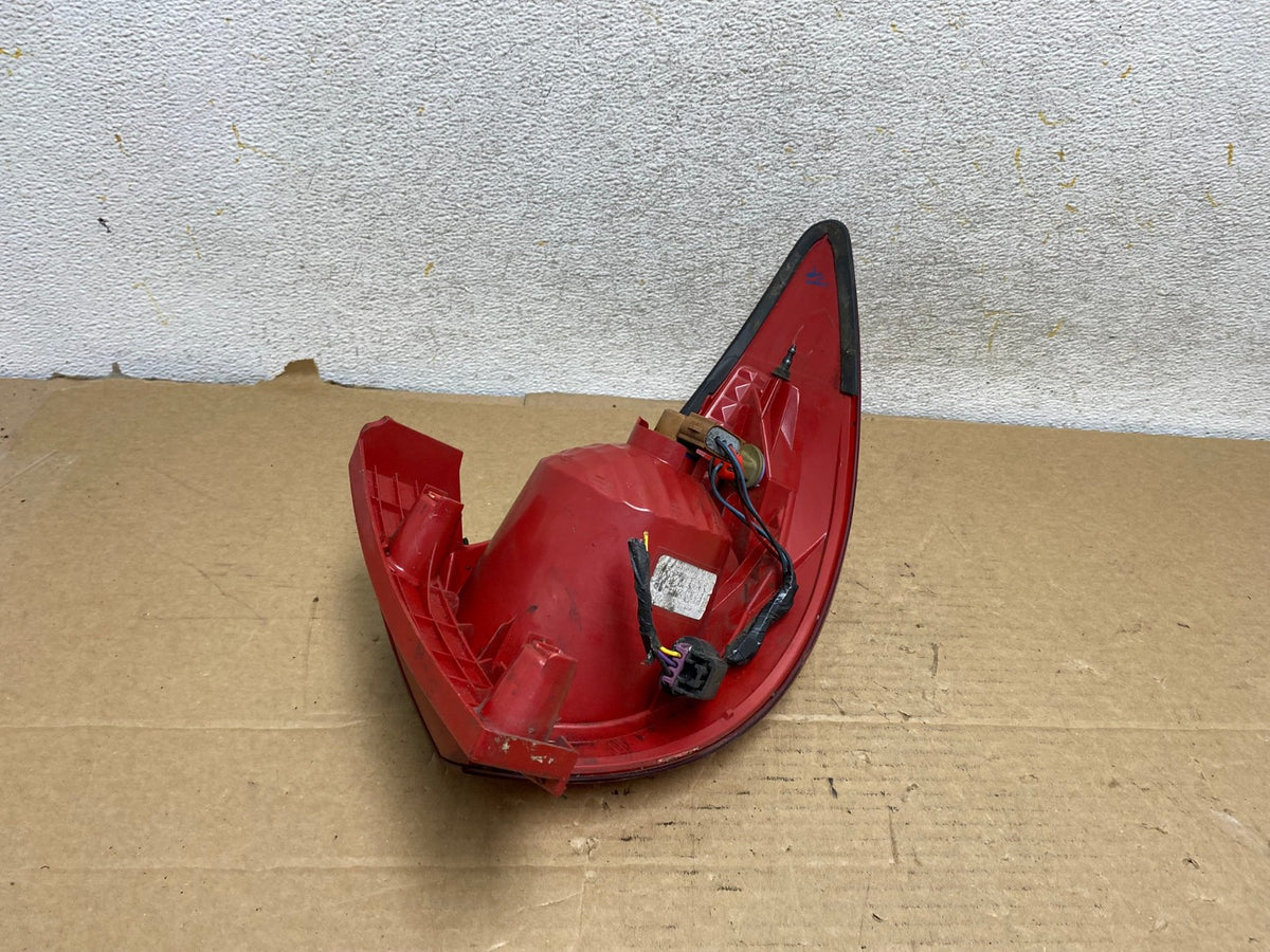 2009 2010 2011 2012 Chevrolet Traverse Left Driver LH Tail Light AH7988 LK6