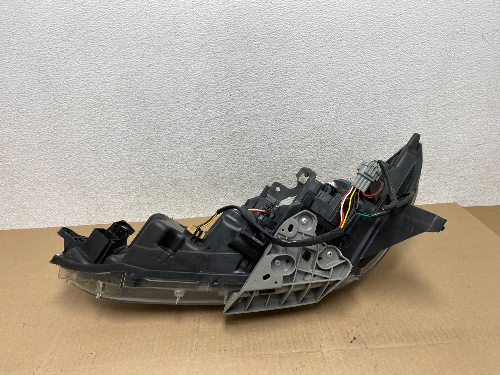 2016 - 2018 Nissan Altima Right Passenger RH Halogen Headlight AE6642 DW8