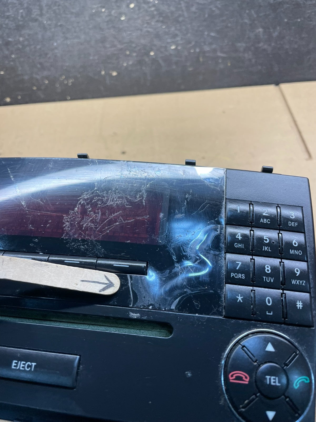 Damaged 2005-2009 Mercedes CLK320 CLK350 W209 Head Unit Radio Navi W4349 DG1