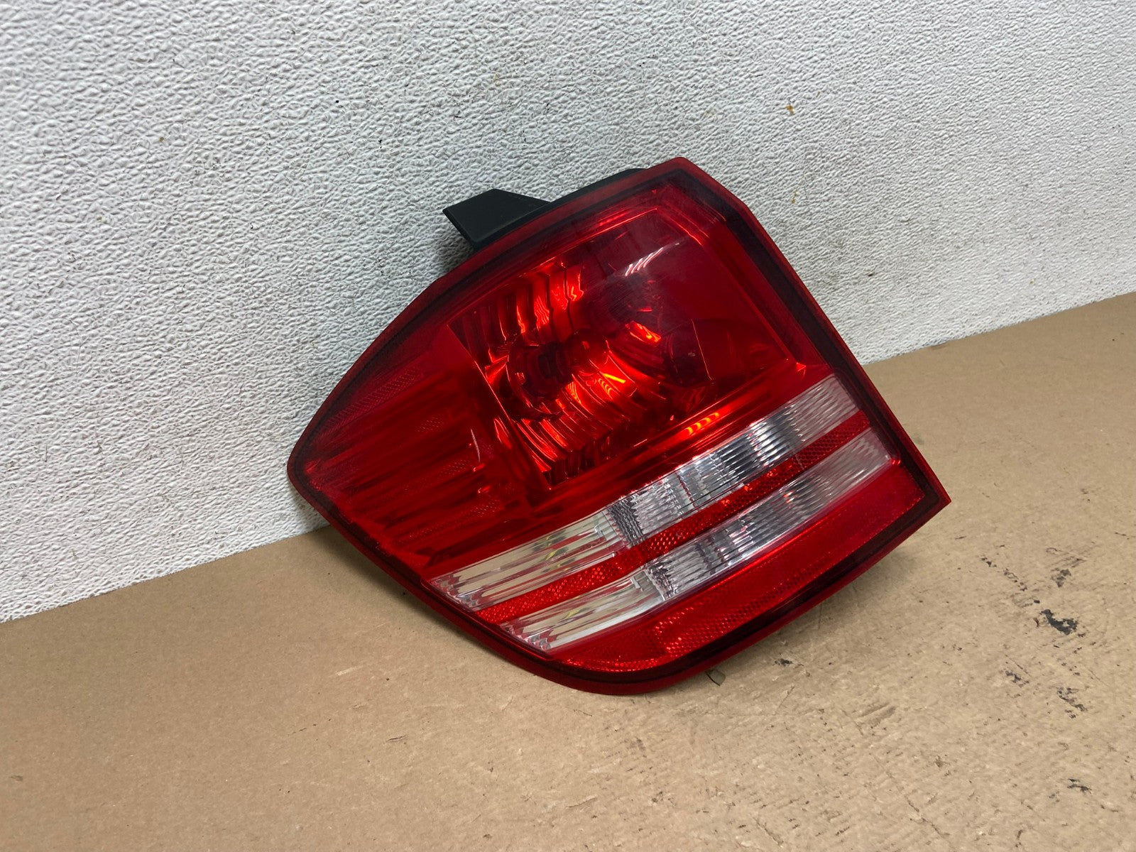 2009 2010 2011 Dodge Journey Left Driver Lh Tail Light AF4835 LK2