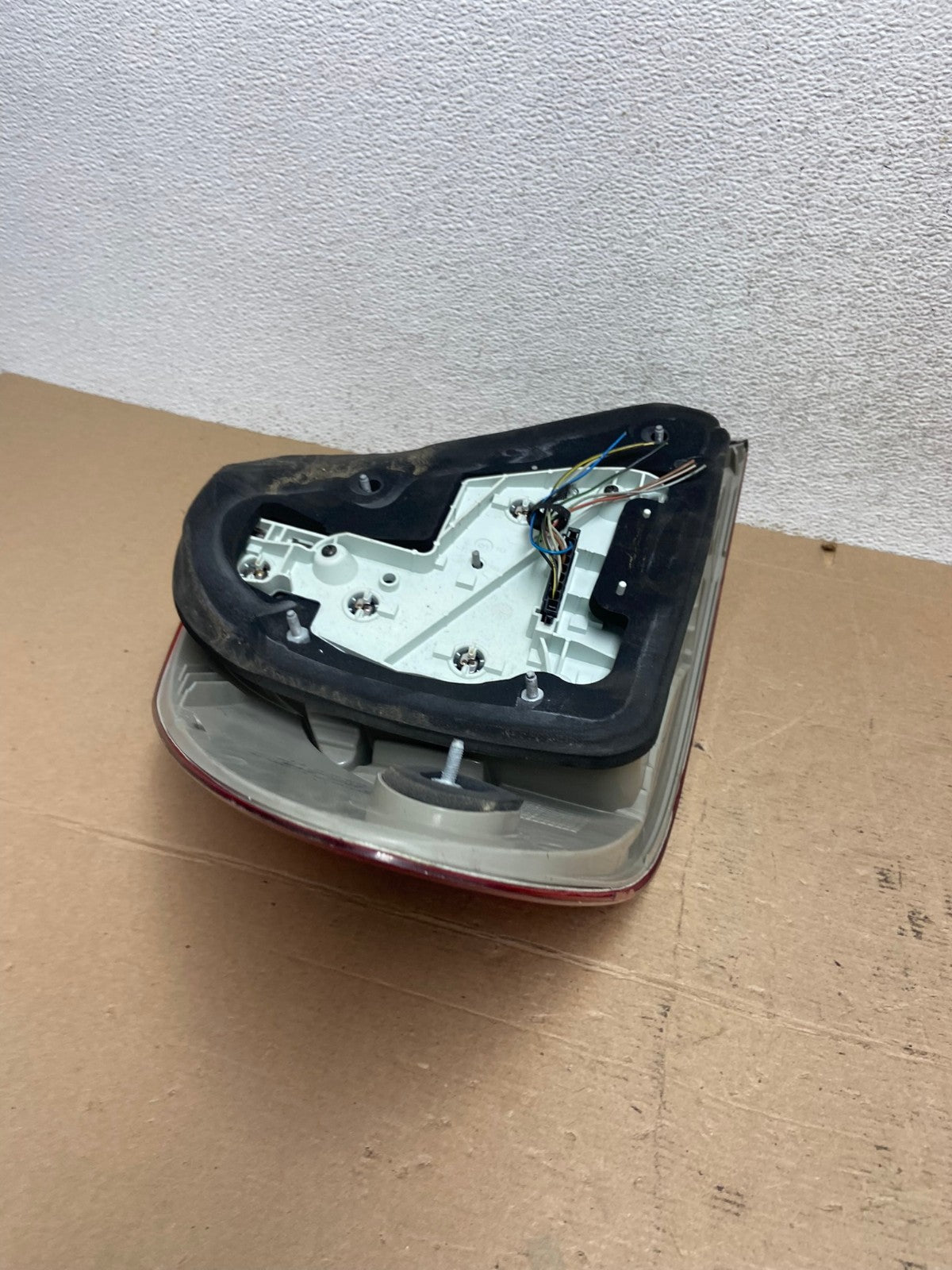 2007 - 2009 Mercedes E E320 E500 Sedan Right Passenger Tail Light AF4560 LK4
