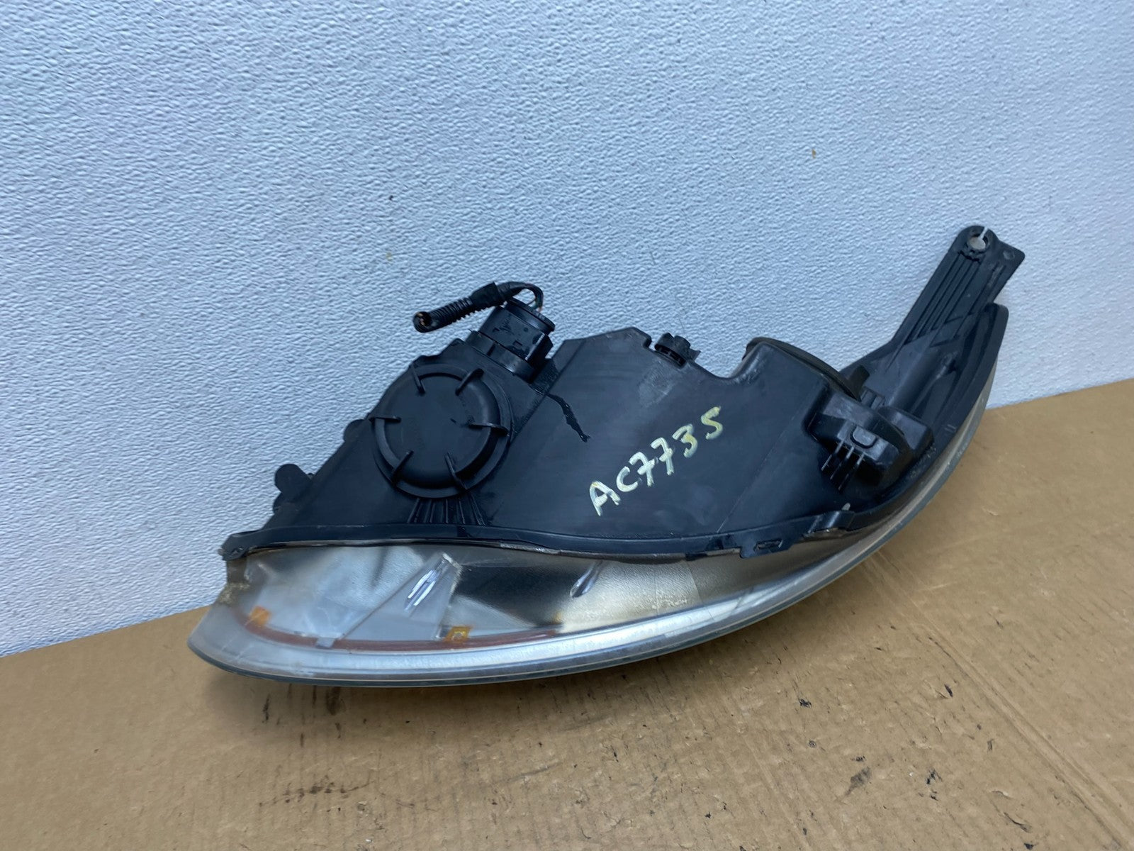 2012 2013 2014 Ford Focus Right Passenger Rh Side Headlight AC7734 DW8