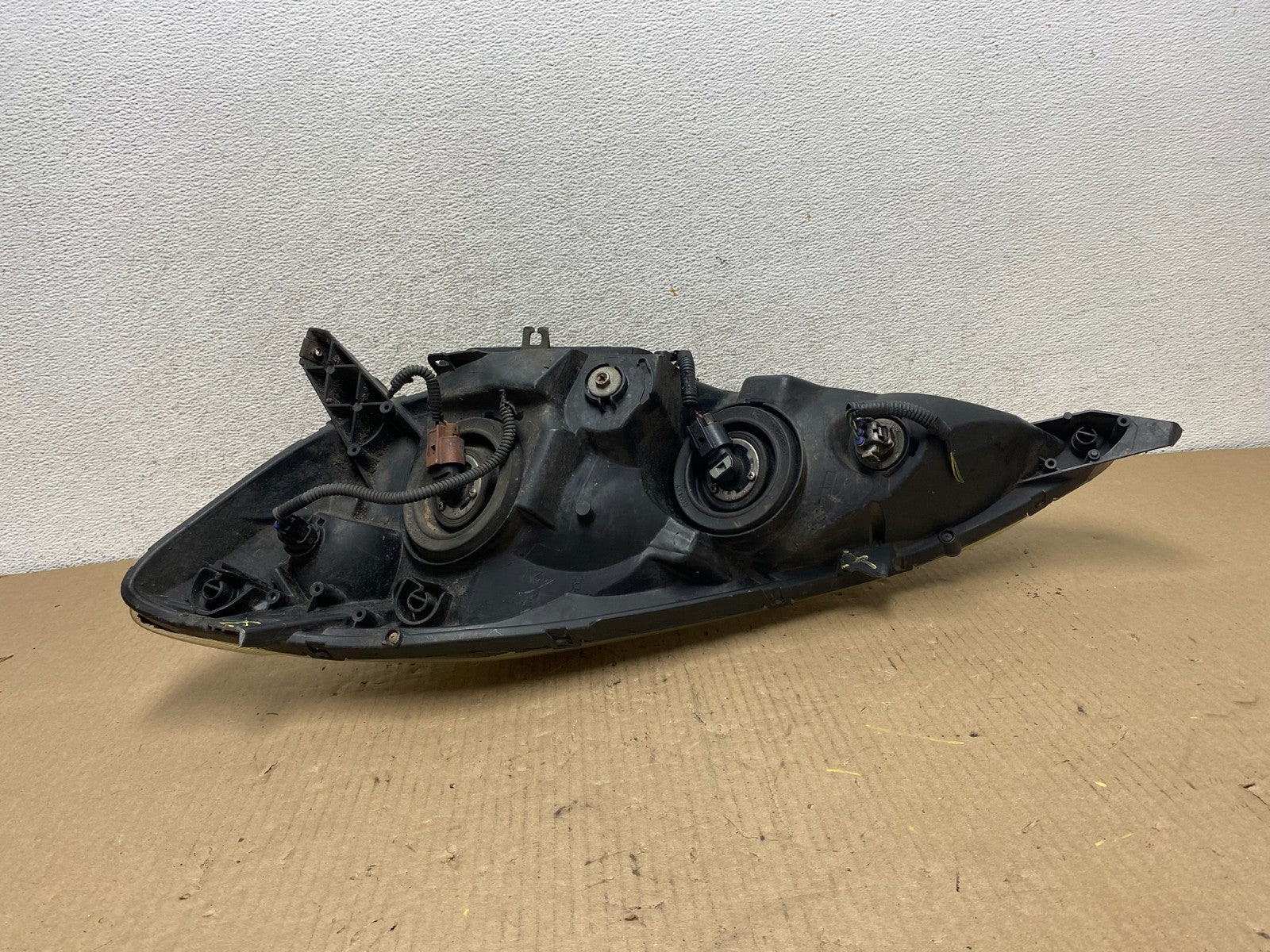 2006 to 2010 Toyota Sienna Right Passenger Rh Side Headlight Halogen AG7978 DW7