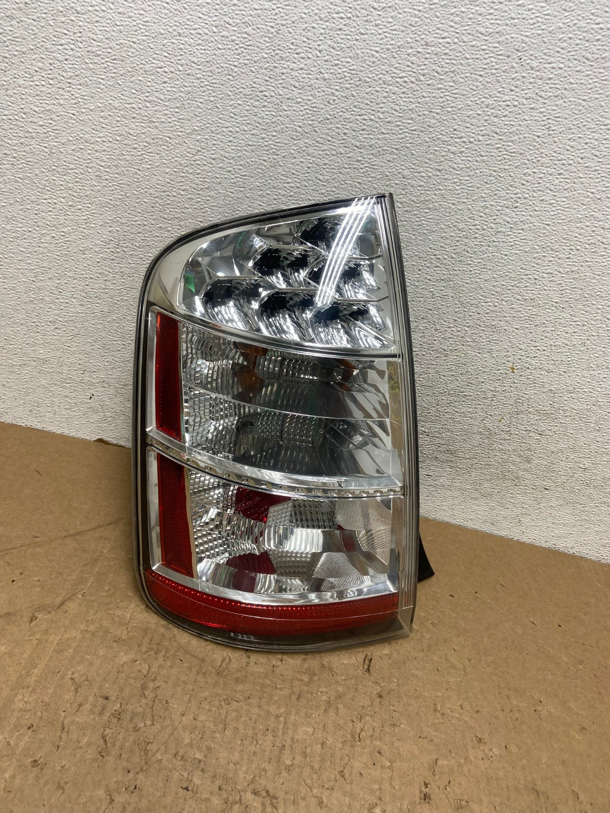 2006 2007 2008 2009 Toyota Prius Tail Light Left Driver LH AG1236 LK0