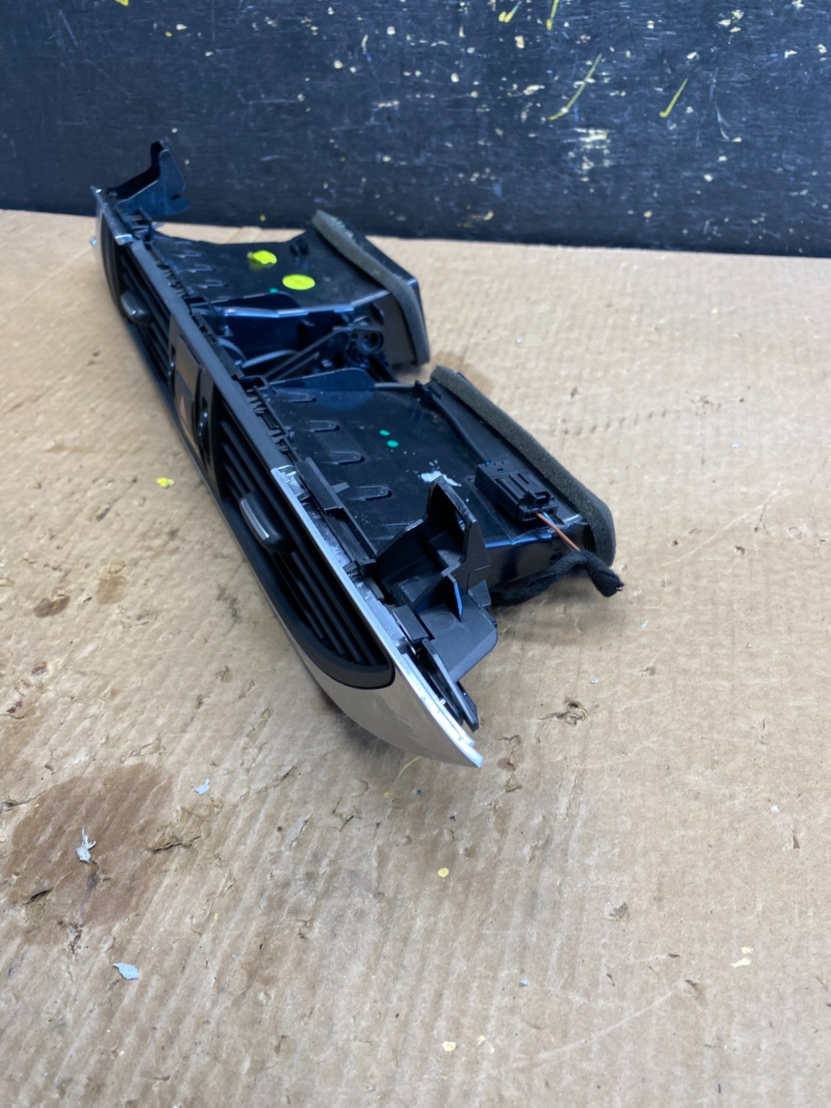 2012 to 2017 Audi A6 A7 Center Dashboard Air Vent OEM Z4517 DG2