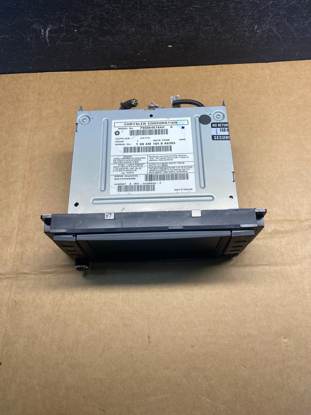 2008 2013 Jeep Dodge Chrysler Screen Display CD Player Satellite Radio AD7325 DG3