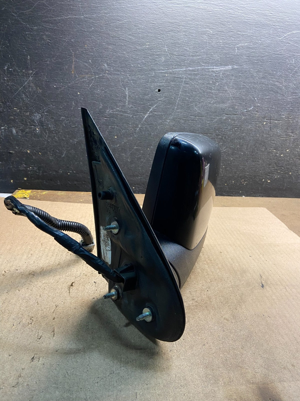 2003 to 2005 Lincoln Aviator Left Driver Side Door Heated Mirror Z5517 MS1