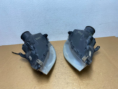 2000 to 2002 Ford Focus Left+Right Set Halogen Headlights AE0607 DW9