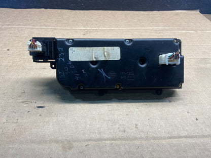 2004-2006 Nissan Quest, Audio Equipment Radio Control Panel 28098-5Z016 AE24854