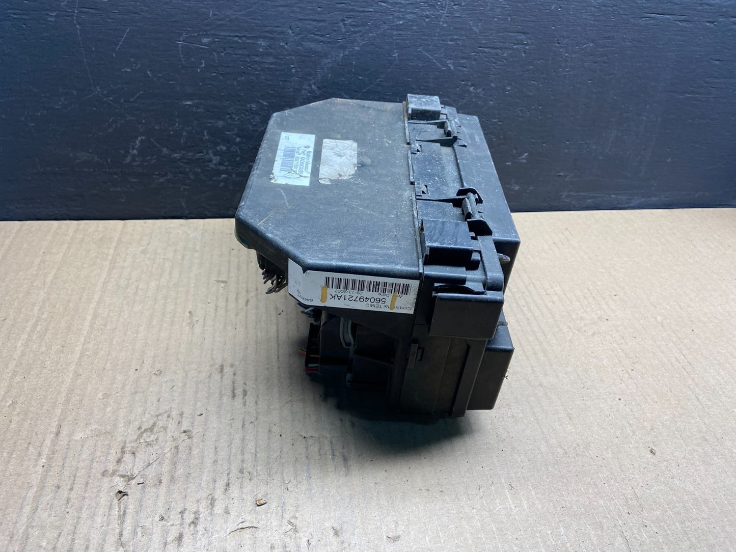 2007 dodge nitro TIPM Integrated Power Fuse Relay Junction Box AC0518 DG3